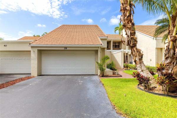 Villas Of Thurston, 39 Balfour Rd, Palm Beach Gardens, Florida 33418, image 1