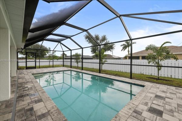 Cape Coral, 634 Nw 15th Ter, Cape Coral, Florida 33993, image 1