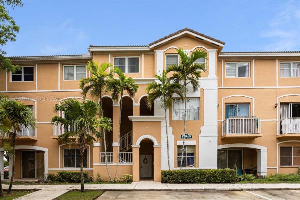 Shoma Homes At Country Club, 17640 NW 73rd Ave #201-19, Hialeah, Florida 33015, image 1