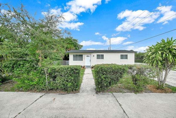 West Carver Ranches, 5201 Wiley St, Hollywood, Florida 33021, image 1