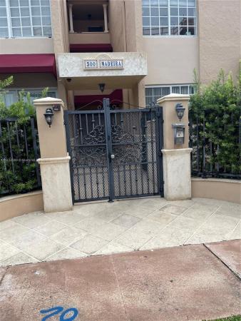 Madeira Village, 300 Madeira Ave #204, Coral Gables, Florida 33134, image 1