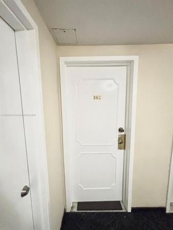 The Four Ambassadors, 801 Brickell Bay Dr #362, Miami, Florida 33131, image 1