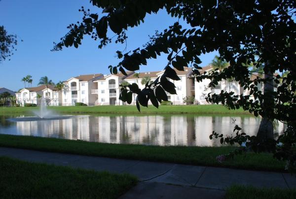 Royal Grand, 2640 S University Dr #118, Davie, Florida 33328, image 1