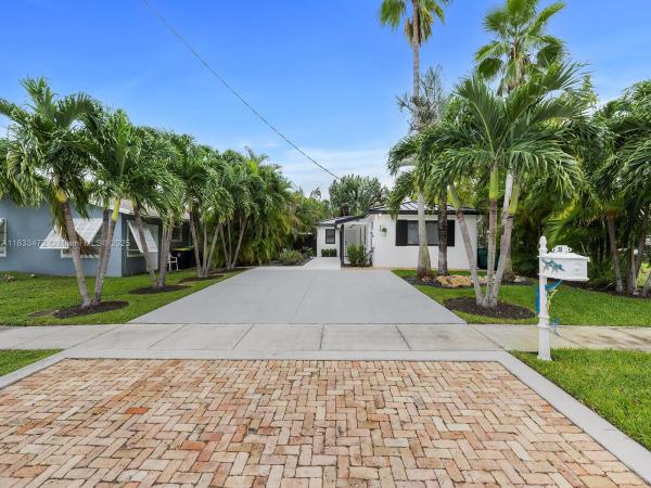 Poinciana Park, 26 NE 3rd St #A, Dania Beach, Florida 33004, image 1