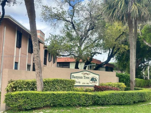 9808 Hammocks Blvd #204-23, Unincorporated Dade County, Florida 33196, image 1
