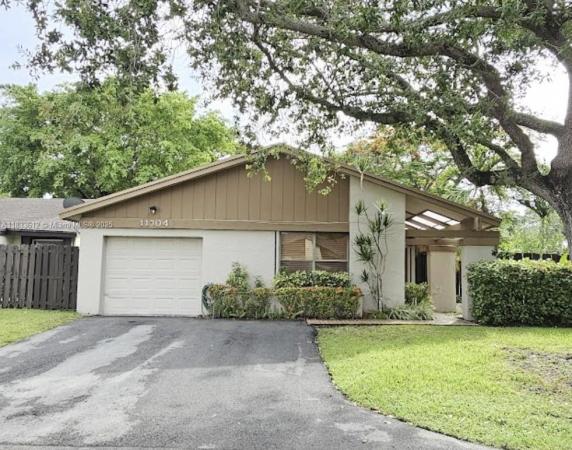 11304 SW 135th Ct, Miami, Florida 33186, image 1