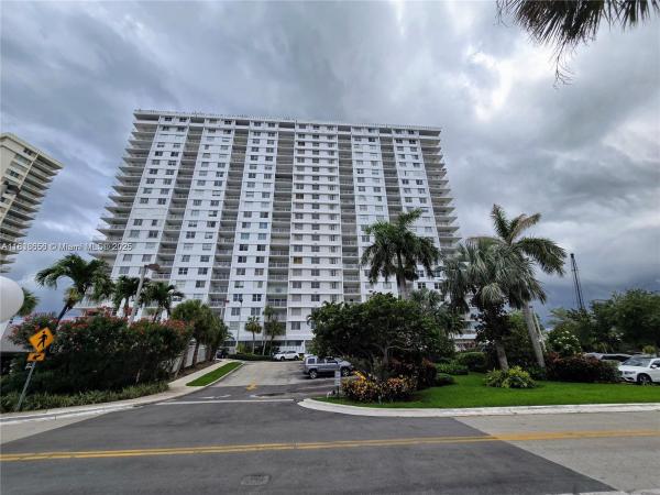 Arlen House West, 500 Bayview Dr 732, Sunny Isles Beach, Florida 33160, image 1