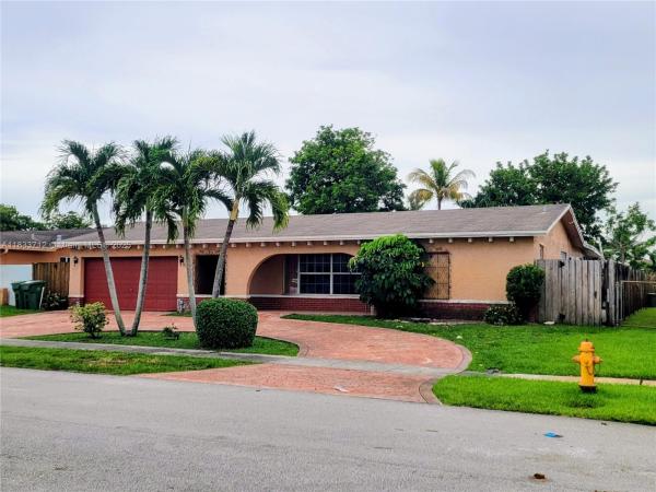 Westview, Pembroke Pines, Florida 33024, image 1