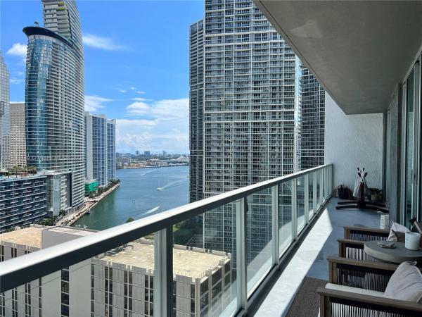 500 Brickell West, 55 SE 6th St #2305, Miami, Florida 33131, image 1