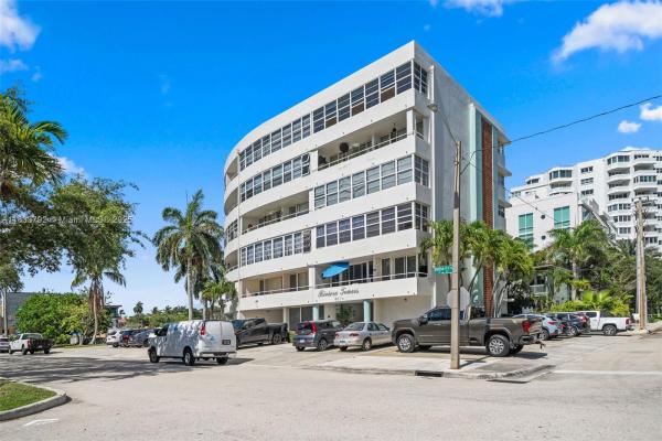 Riviera Towers, 401 SE 25th Ave #605, Fort Lauderdale, Florida 33301, image 1