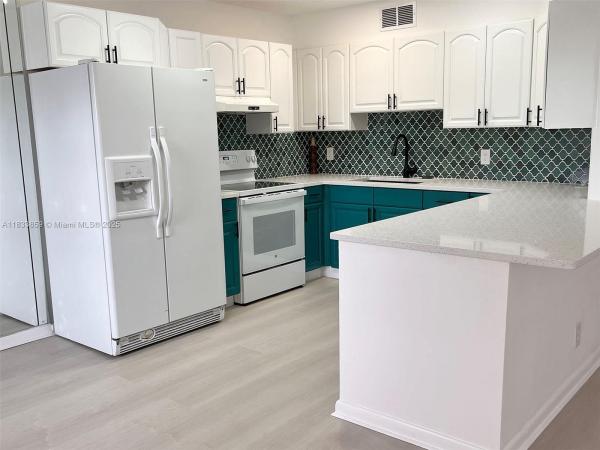 3007 Hythe A #3007, Boca Raton, Florida 33434, image 1