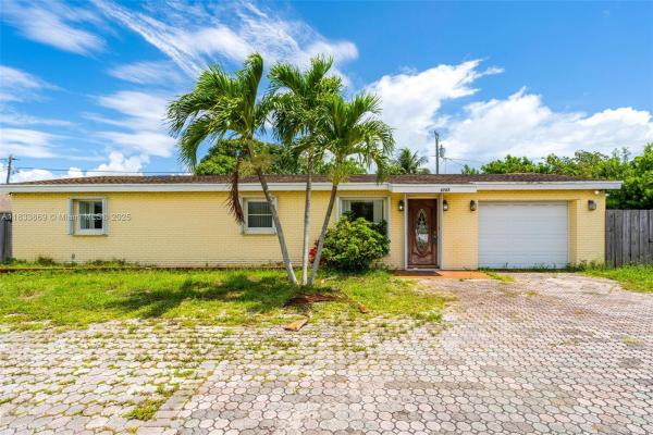 Floral Park Lantana, 2727 Hypoluxo Rd, Boynton Beach, Florida 33462, image 1