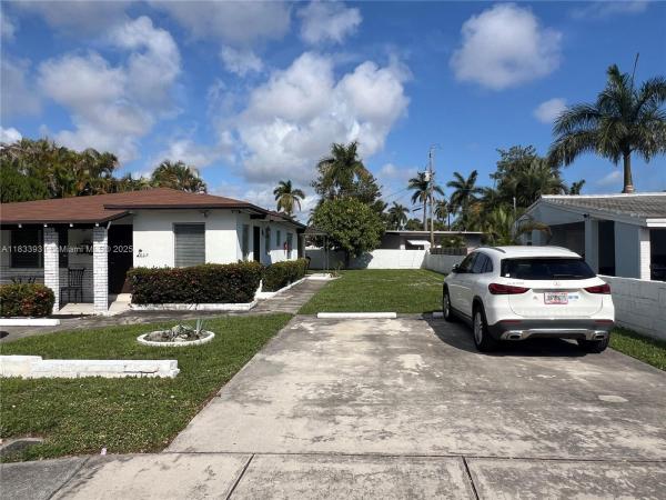 Schaffer Homesites, 809 NE 2nd St, Hallandale Beach, Florida 33009, image 1