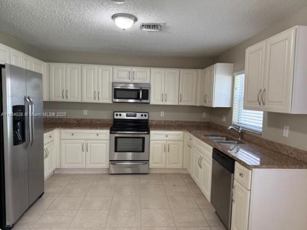 Independence Point, 6647 Adriatic Way, West Palm Beach, Florida 33413, image 2