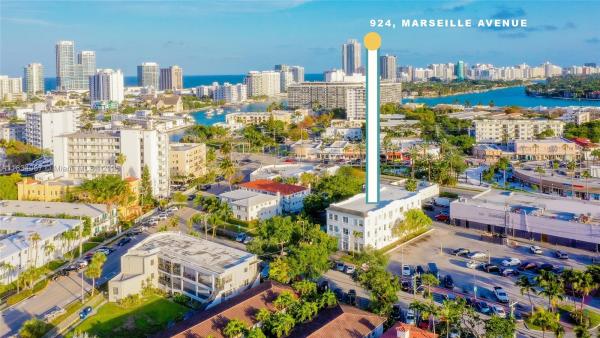 Oceanside Isle Of Normandy, 924 Marseille Dr #21, Miami Beach, Florida 33141, image 1