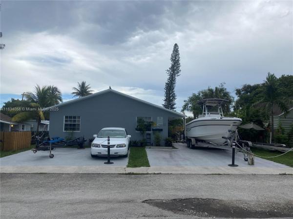 North Hollywood, 235 SW 12th St, Dania Beach, Florida 33004, image 1