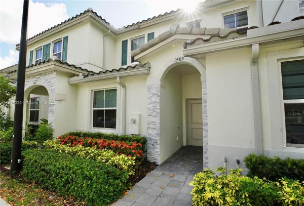 The Riviera, 1589 SE 26th Rd, Homestead, Florida 33035, image 2