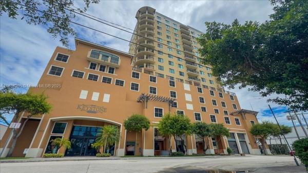 Keystone Park, 4242 NW 2nd St #1601, Miami, Florida 33126, image 3