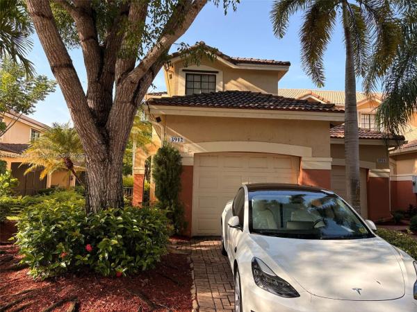 Courtyard At The Grove, 3912 Tree Top Dr #3912, Weston, Florida 33332, image 1