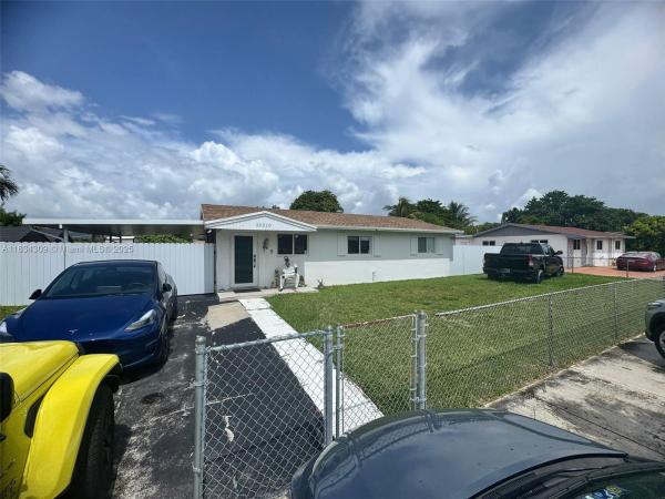 South Miami Heights Residential, 20210 SW 112th Pl, South Miami Heights, Florida 33189, image 2