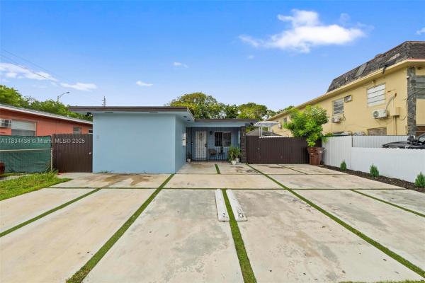 West Buena Vista, 938 SE 12th St, Hialeah, Florida 33010, image 1