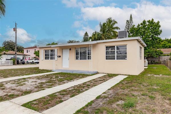 Lakeview Ridge, 4423 Lake Ave, West Palm Beach, Florida 33405, image 1