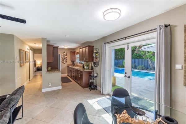 Santa Barbara Estates, 505 SE 25th Ave #2, Pompano Beach, Florida 33062, image 1