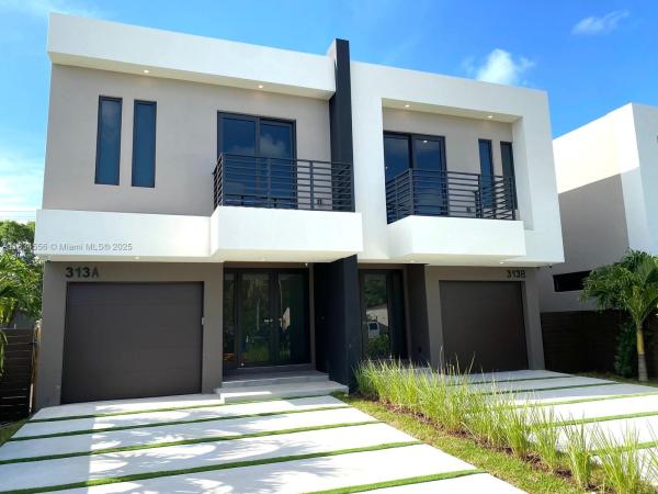 Croissant Park River, 313 SW 10th St #A, Fort Lauderdale, Florida 33315, image 1