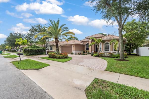 Pine Island Estates, 8346 SW 51st St, Davie, Florida 33328, image 1