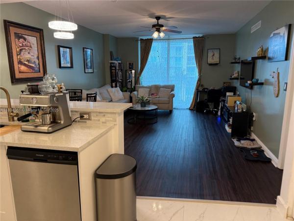 Duo West, 1745 E Hallandale Beach Blvd #304W, Hallandale Beach, Florida 33009, image 1