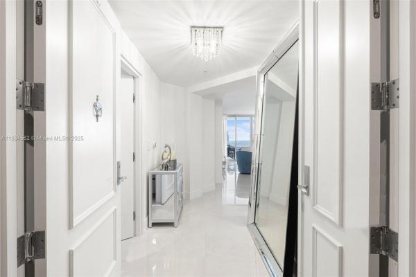 Three Tequesta Point, 848 Brickell Key Dr #2705, Miami, Florida 33131, image 2