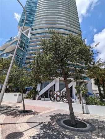 MarinaBlue, 888 Biscayne Blvd #4702, Miami, Florida 33132, image 1