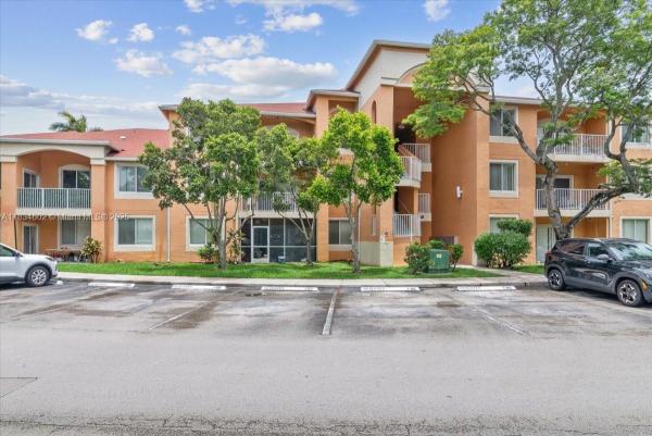 The Courtyards At Davie, 6952 SW 39th St #C105, Davie, Florida 33314, image 1