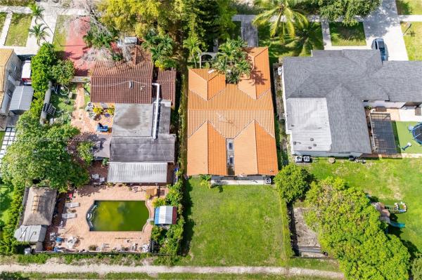 Miami Springs No HOA, 241 Hough Dr, Miami Springs, Florida 33166, image 2