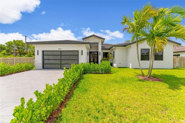 8220 SW 193rd Ter, Cutler Bay, Florida 33157, image 1