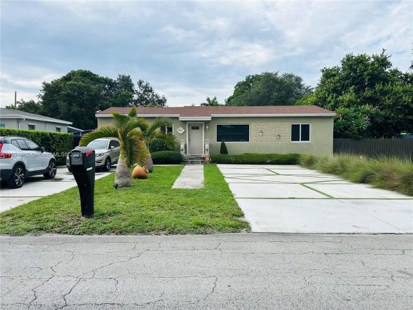301 NW 146th St, Miami, Florida 33168, image 1