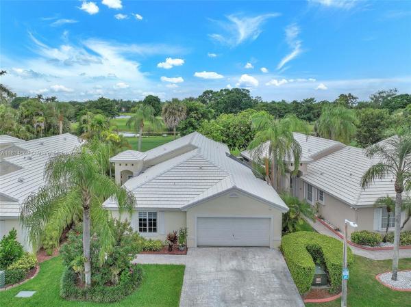 Wilshire, 1211 E Wilshire Cir, Pembroke Pines, Florida 33027, image 1