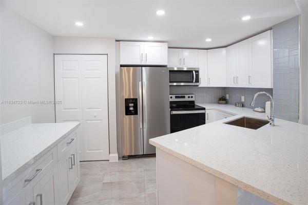 Evergreen, 7527 S Oriole Blvd #101, Delray Beach, Florida 33446, image 1