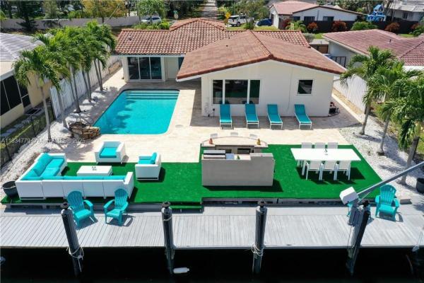 Pompano Isles, 2321 SE 15th St, Pompano Beach, Florida 33062, image 1
