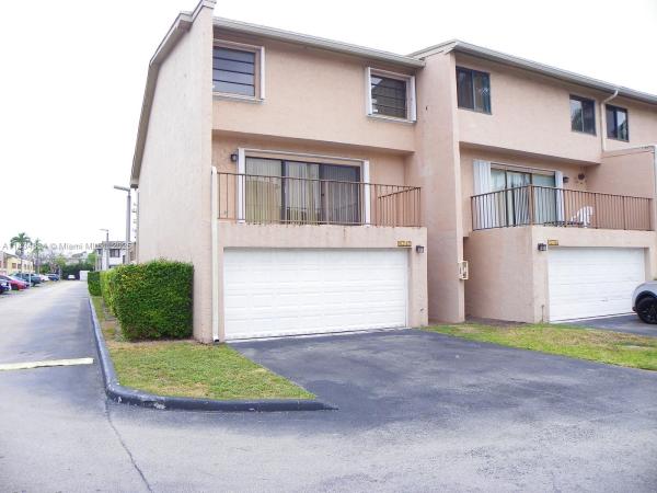 8749 SW 154 Circle Pl 4g, Unincorporated Dade County, Florida 33193, image 1