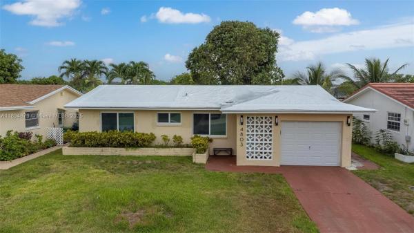 Mainlands Of Tamarac Lakes, 4803 NW 47th Ter, Tamarac, Florida 33319, image 1