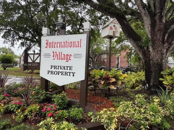International Village At Inverrary, 3690 Inverrary Dr #1T, Lauderhill, Florida 33319, image 2