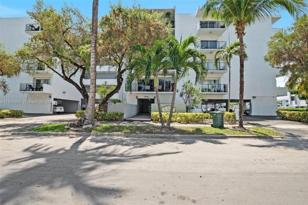 Dolphin, 3642 NE 171st St #506, North Miami Beach, Florida 33160, image 1