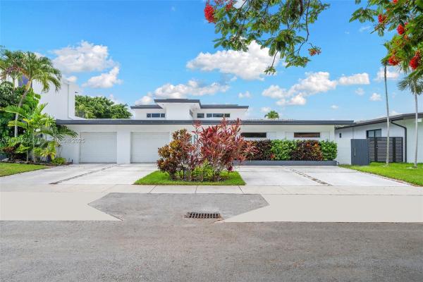 1930 NE 193rd St, Miami, Florida 33179, image 1