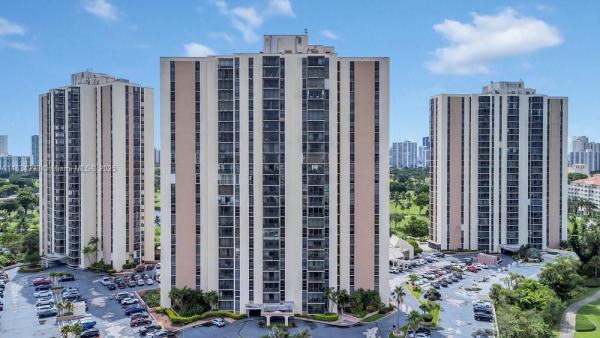 Coronado Towers, 20301 W Country Club Dr 1421, Aventura, Florida 33180, image 1