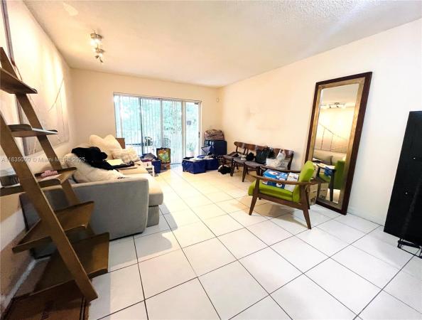 9974 SW 88 St 1033, Unincorporated Dade County, Florida 33176, image 1