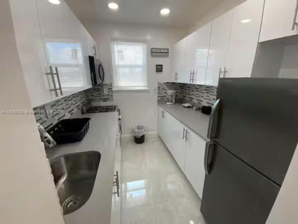 Hollywood Beach, 324 Van Buren St, Hollywood, Florida 33019, image 1