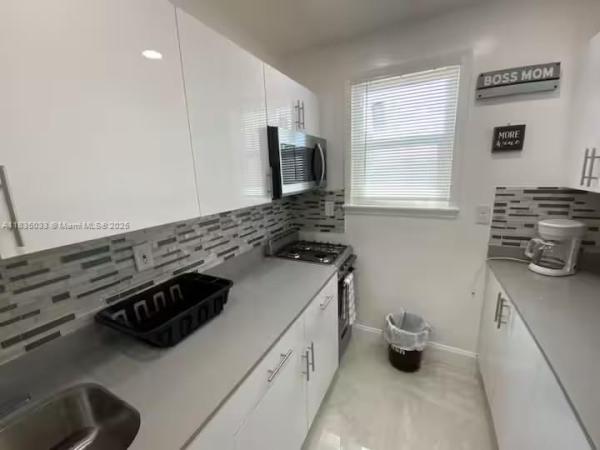 Hollywood Beach, 324 Van Buren St #1-4, Hollywood, Florida 33019, image 2