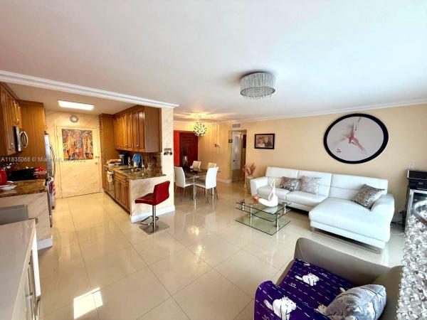 Golden Isles Yacht Club, 430 Golden Isles Dr #504, Hallandale Beach, Florida 33009, image 1