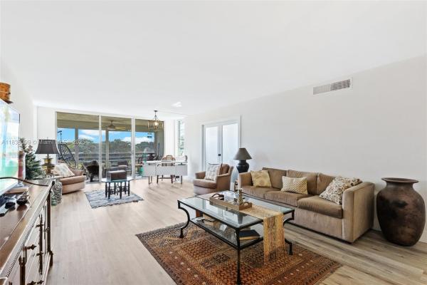 Cypress Grove At Palm-Aire, 802 Cypress Grove Ln #409, Pompano Beach, Florida 33069, image 1